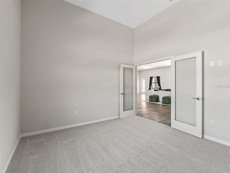 Spacious, unfurnished interior of a new home in , Ocala (Image 21).