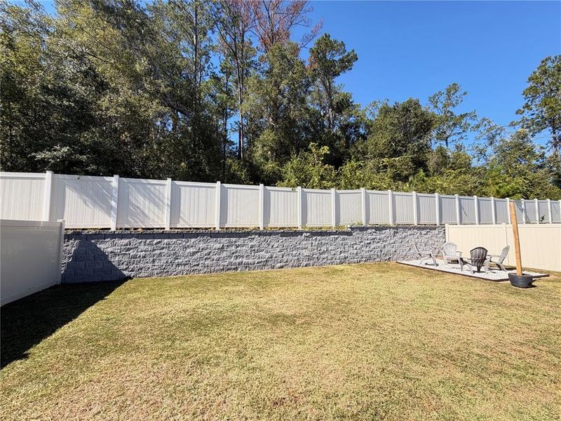 Image 42 of a home in Deer Path.