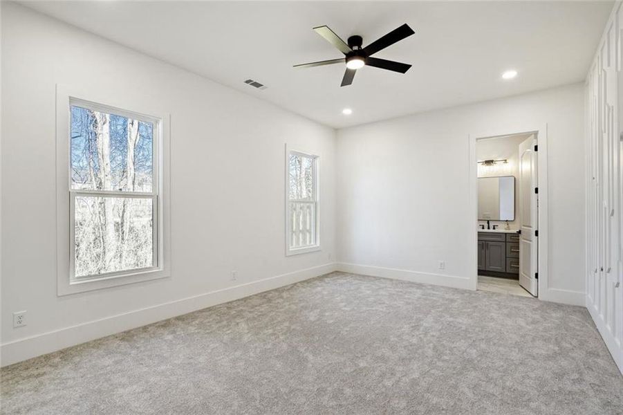 Spacious, unfurnished interior of a new home in , Grayson (Image 19).