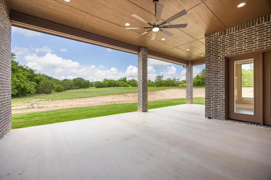 Exterior details and patio area of a home in , Cresson (Image 27).