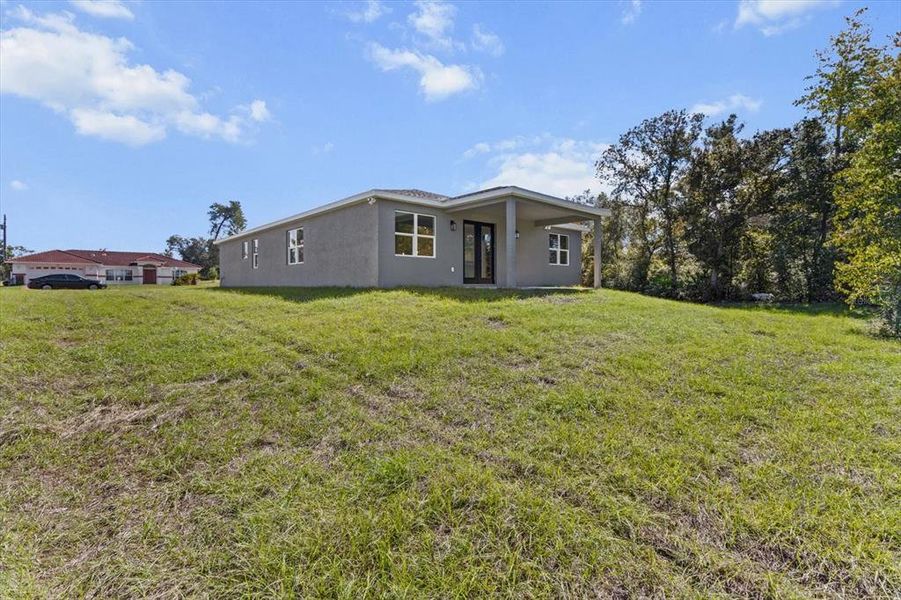 Exterior details and patio area of a home in , Ocala (Image 24). Exterior details and patio area of a home in , Ocala (Image 24).