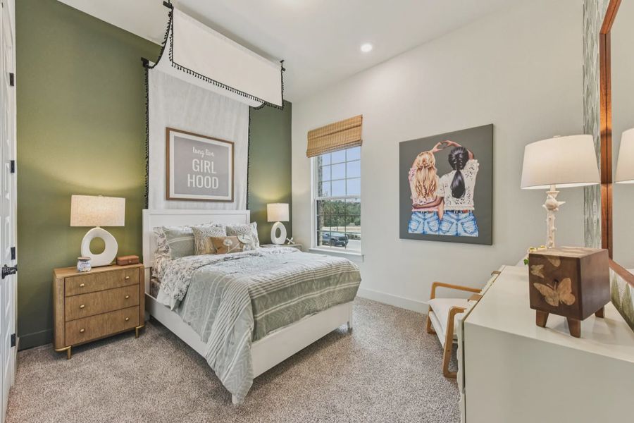 Representative furnished interior of a home built from the Sicily by Chesmar Homes in Lakes of Cane Island, Katy (Image 11).