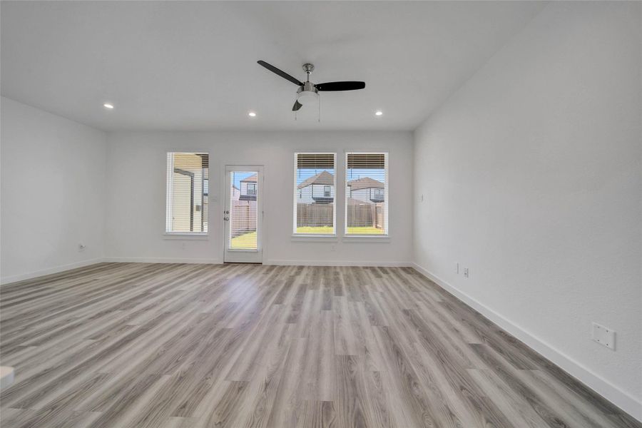 Spacious, unfurnished interior of a new home in City Gate, Houston (Image 21).