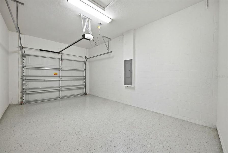 Spacious, unfurnished interior of a new home in , Tampa (Image 17). Spacious, unfurnished interior of a new home in , Tampa (Image 17).