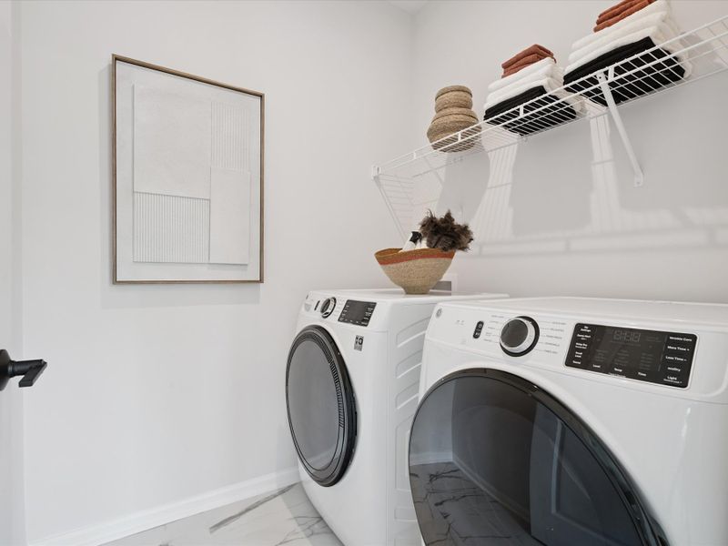 Representative interior finishes for a home built from the Mayes by Tri Pointe Homes in Millstone, Cramerton (Image 20).