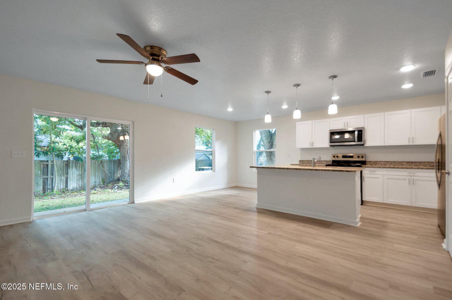Spacious, unfurnished interior of a new home in , Jacksonville (Image 15). Spacious, unfurnished interior of a new home in , Jacksonville (Image 15).