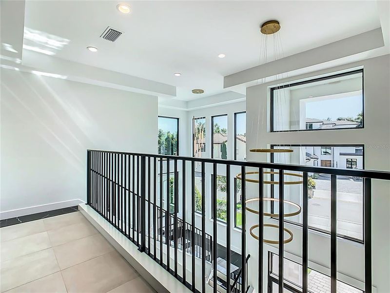 Spacious, unfurnished interior of a new home in , Reunion (Image 19). Spacious, unfurnished interior of a new home in , Reunion (Image 19).