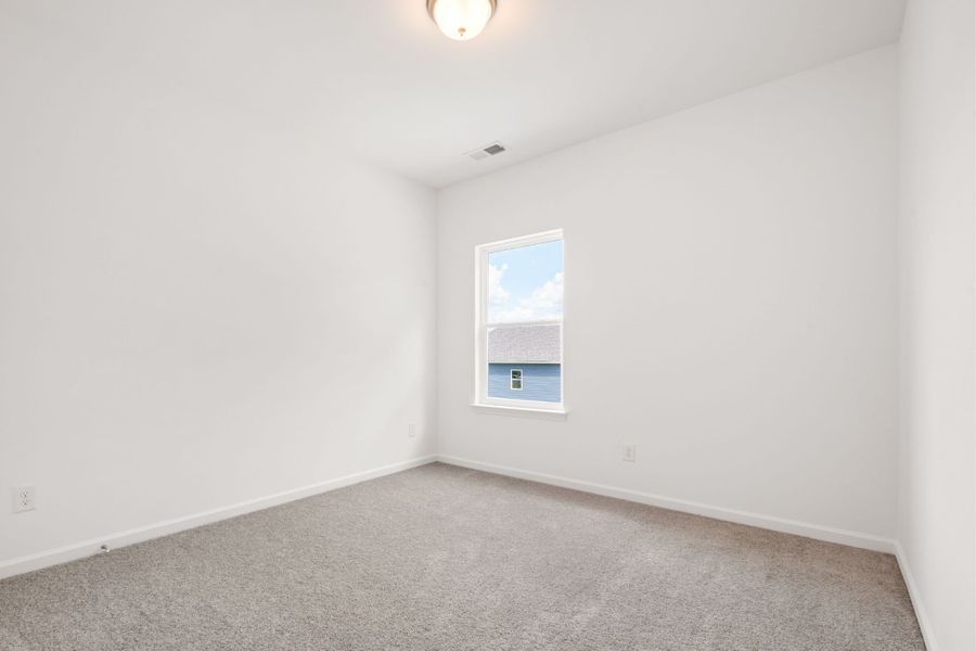 Spacious, unfurnished interior of a new home in Jackson Hills, Clarksville (Image 32).