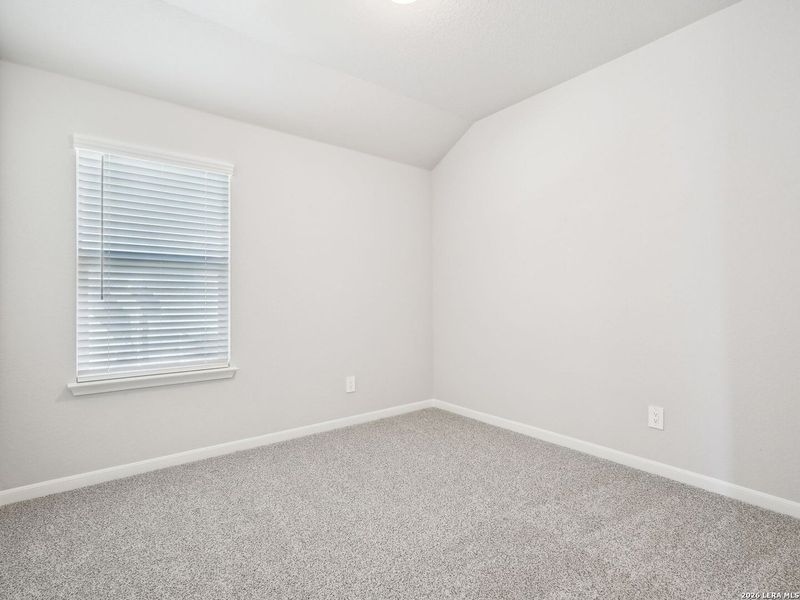 Spacious, unfurnished interior of a new home in , Marion (Image 11).