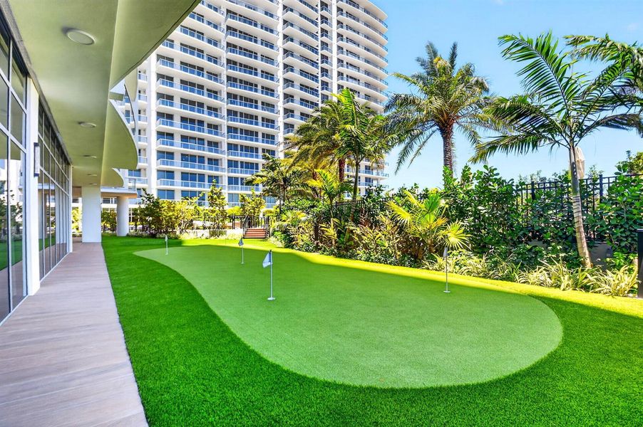 Amenities sixth floor mini golf