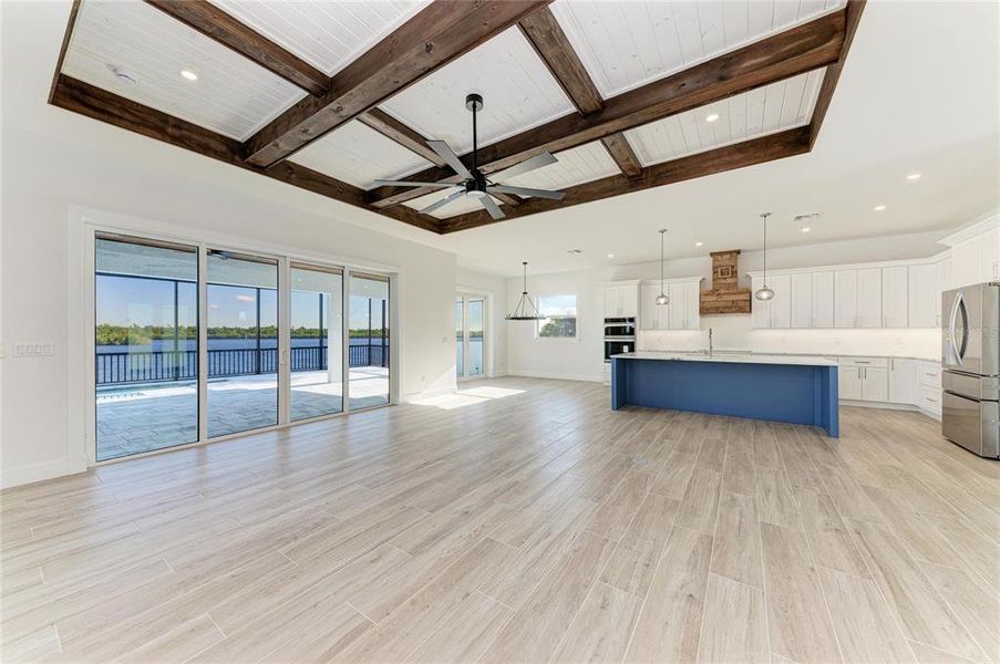 Spacious, unfurnished interior of a new home in , Punta Gorda (Image 26).