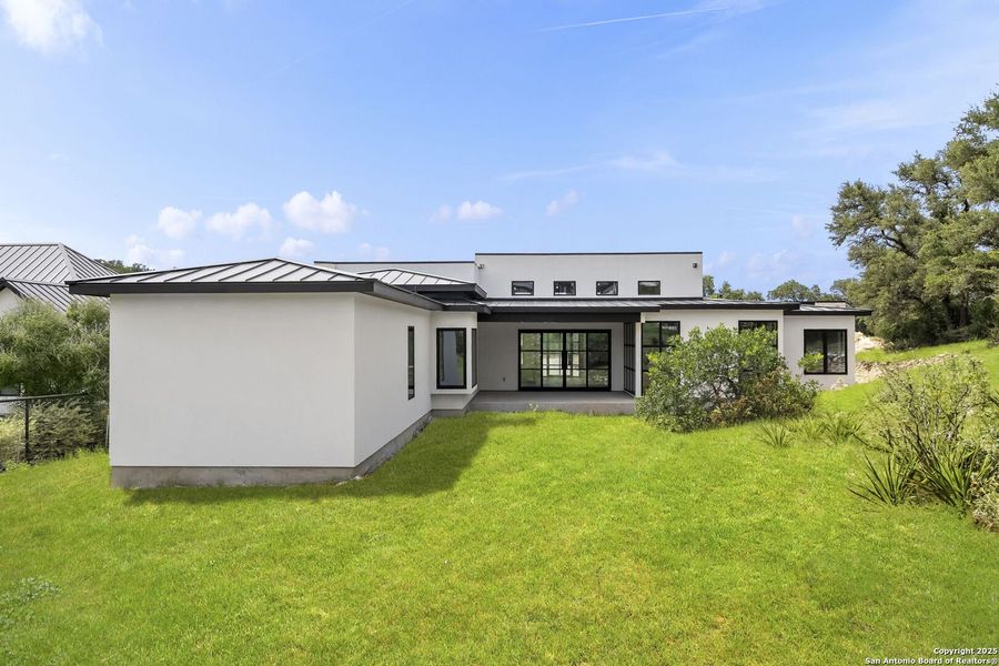 Front exterior of a new home in , San Antonio, TX, highlighting curb appeal (Image 24). Front exterior of a new home in , San Antonio, TX, highlighting curb appeal (Image 24).