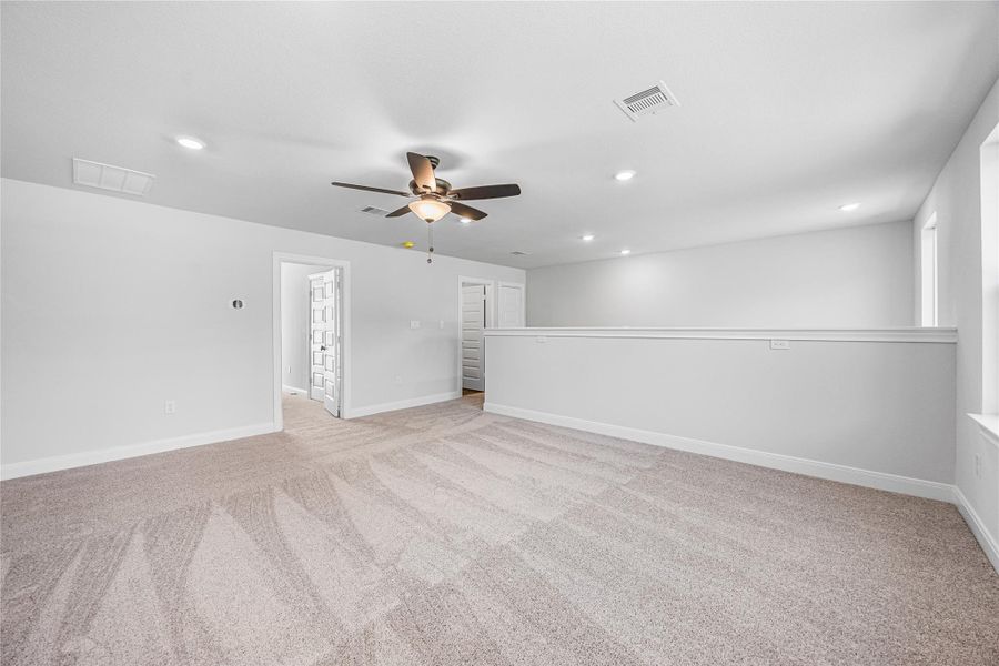 Spacious, unfurnished interior of a new home in Encino Estates, Dayton (Image 17). Spacious, unfurnished interior of a new home in Encino Estates, Dayton (Image 17).