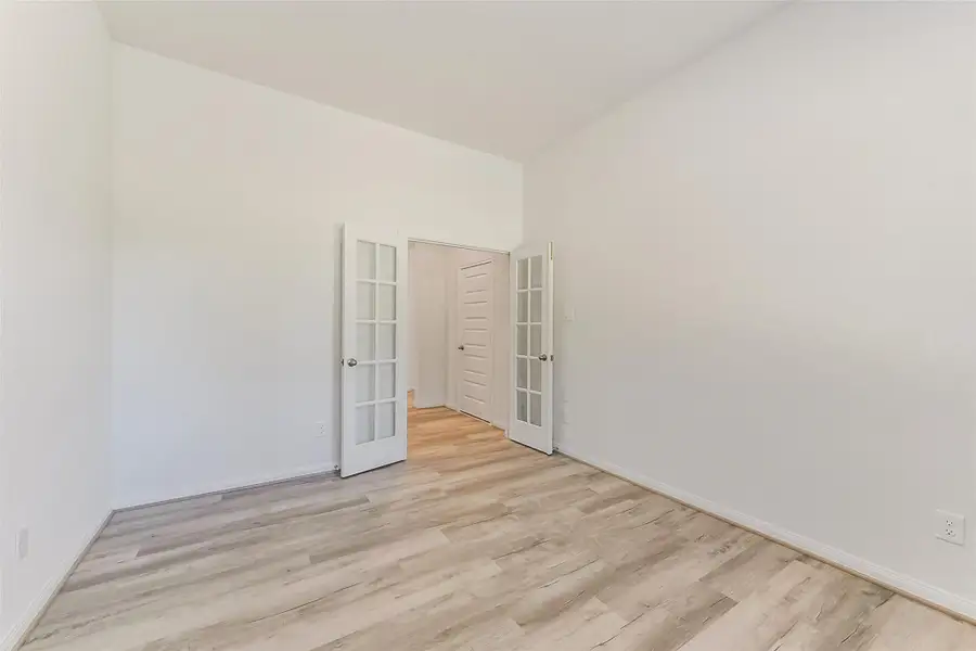 Spacious, unfurnished interior of a new home in Encino Estates, Dayton (Image 28). Spacious, unfurnished interior of a new home in Encino Estates, Dayton (Image 28).