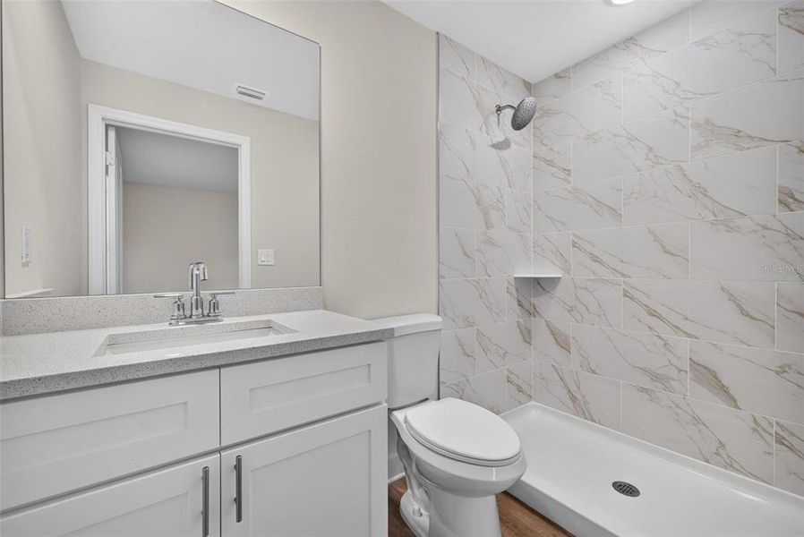 Furnished interior view inside a new home in , Port Charlotte (Image 12).