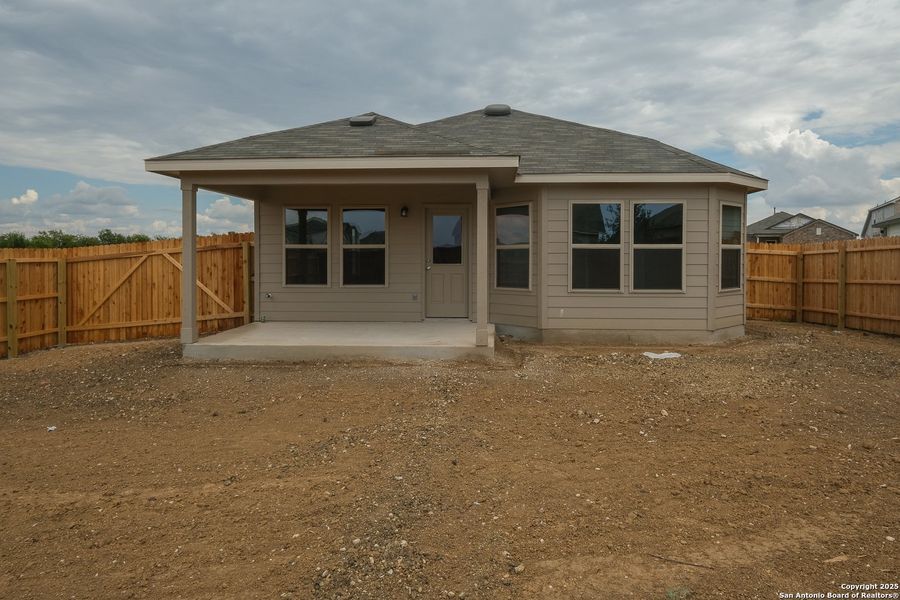 Exterior details and patio area of a home in Winding Brook, San Antonio (Image 3). Exterior details and patio area of a home in Winding Brook, San Antonio (Image 3).