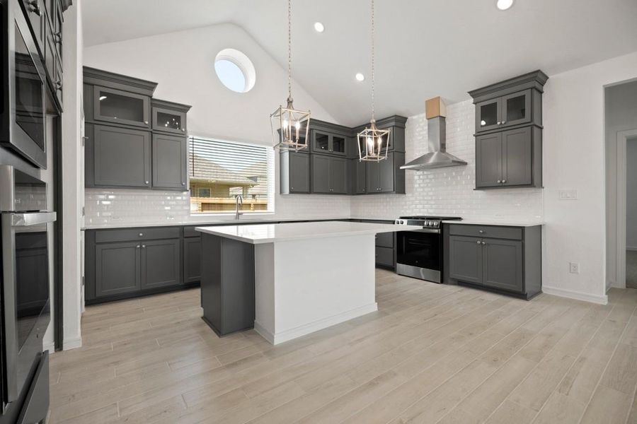 Furnished interior view inside a new home in Westland Ranch - 70' Homesites, League City (Image 7). Furnished interior view inside a new home in Westland Ranch - 70' Homesites, League City (Image 7).