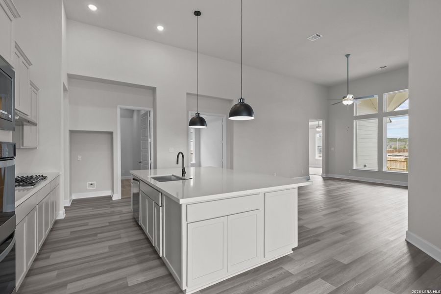 Furnished interior view inside a new home in Homestead, Schertz (Image 10).