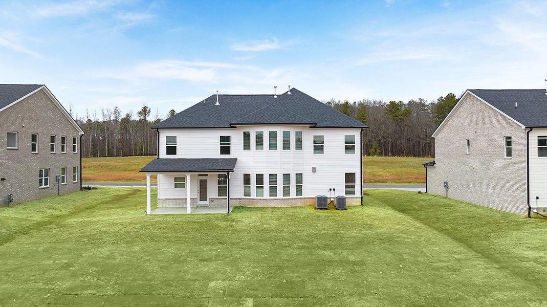 Representative exterior details of a home built from the Savannah by D.R. Horton in Westland, Bogart (Image 3).