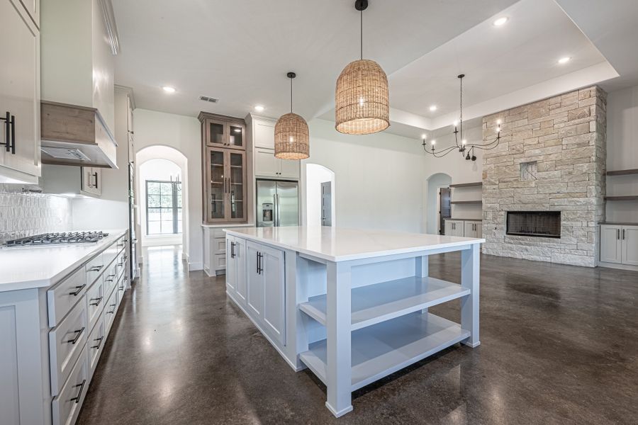 Furnished interior view inside a new home in Eagles Bluff, Weatherford (Image 11).