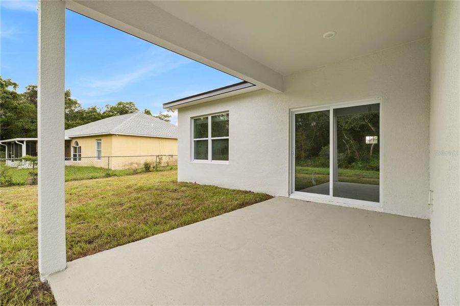 Exterior details and patio area of a home in , Ocala (Image 23).