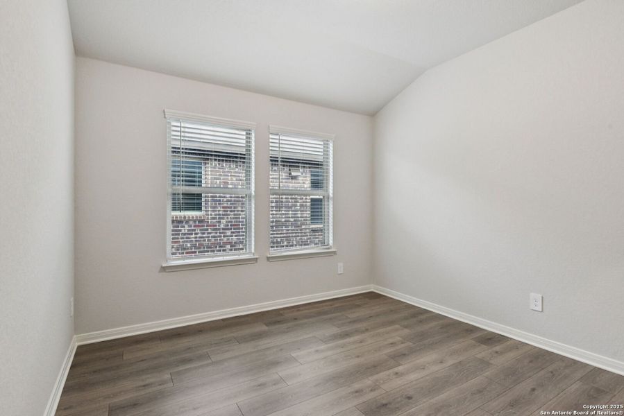 Spacious, unfurnished interior of a new home in Fox Falls, Boerne (Image 45).