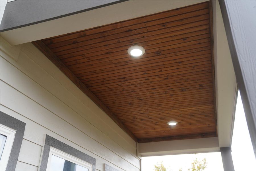 Exterior details and patio area of a home in , Houston (Image 3).
