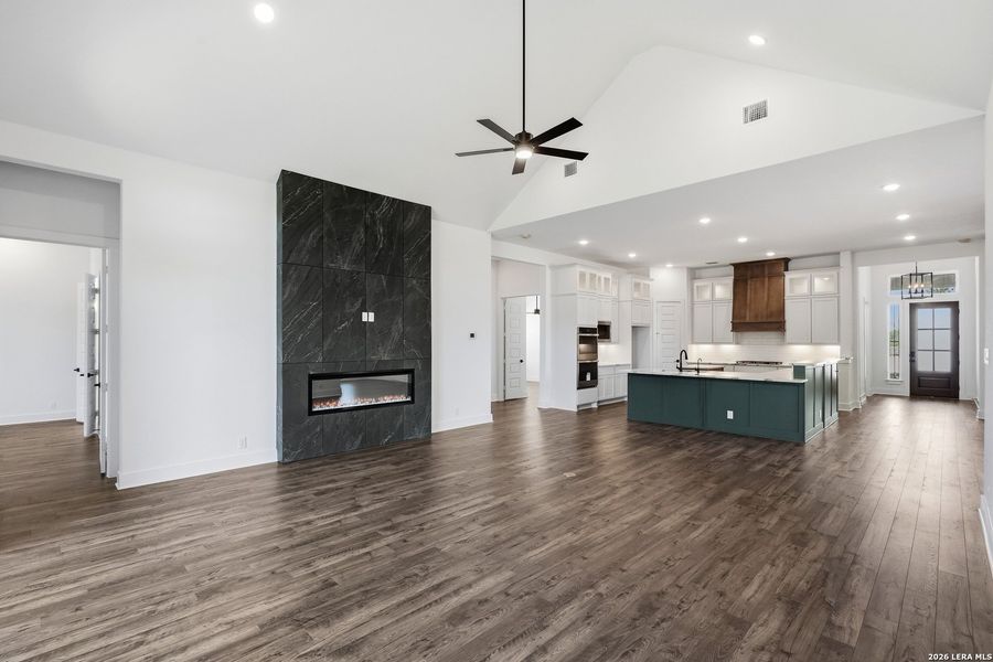 Spacious, unfurnished interior of a new home in Prominence Urban, San Antonio (Image 24). Spacious, unfurnished interior of a new home in Prominence Urban, San Antonio (Image 24).