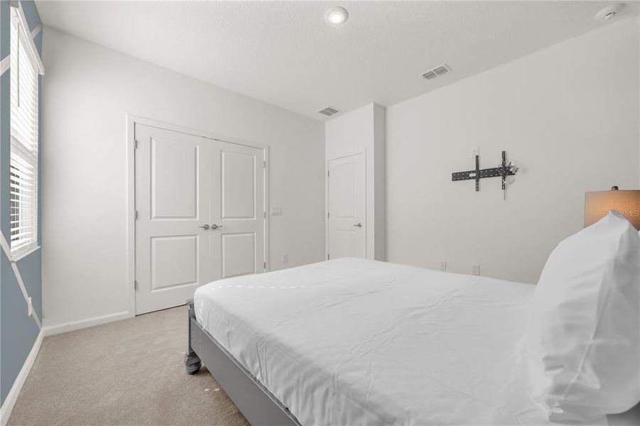 Furnished interior view inside a new home in , Kissimmee (Image 35).