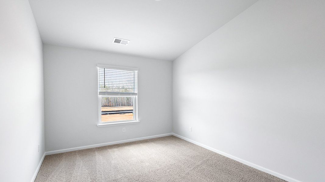 Spacious, unfurnished interior of a new home in Marion Village, Santee (Image 16).