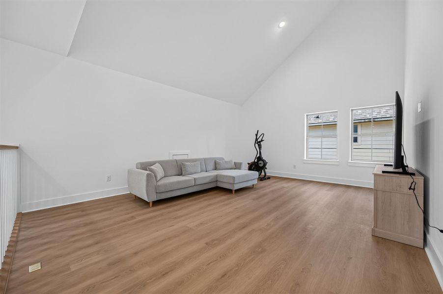 Image 49 of a home in .