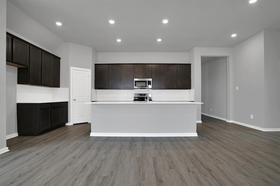 Image 17 of a home in Sunterra 50s. Image 17 of a home in Sunterra 50s.