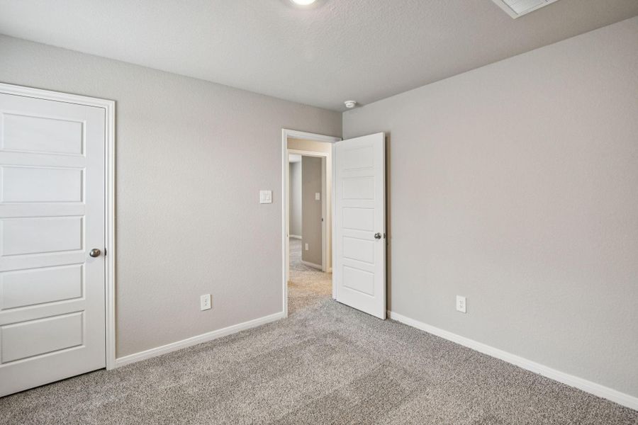 Spacious, unfurnished interior of a new home in , Montgomery (Image 36).