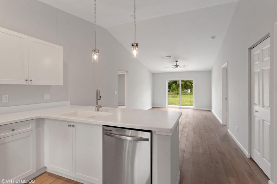 05_5139SEJackAve_5_Kitchen_HiRes