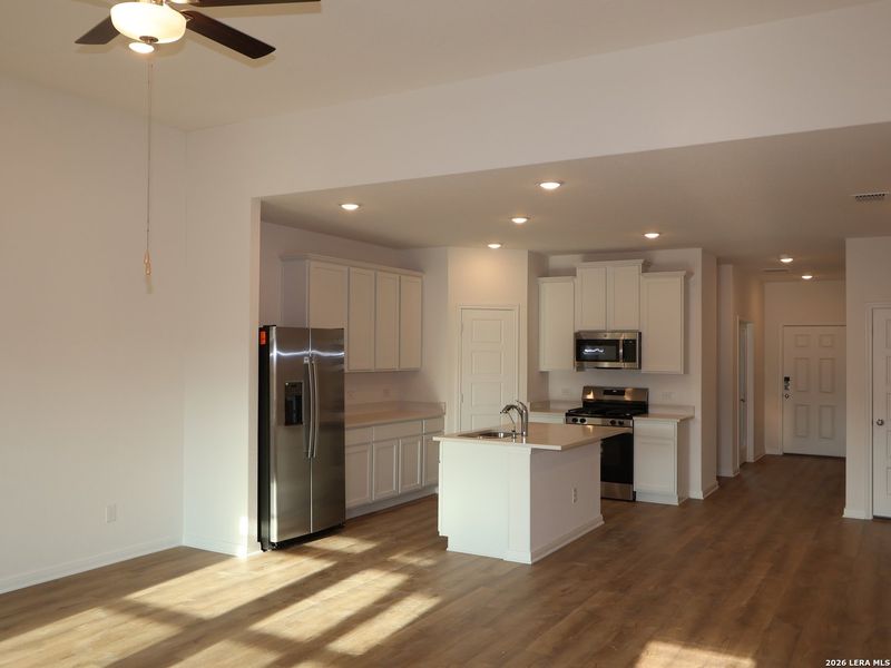Furnished interior view inside a new home in Agave, San Antonio (Image 12).