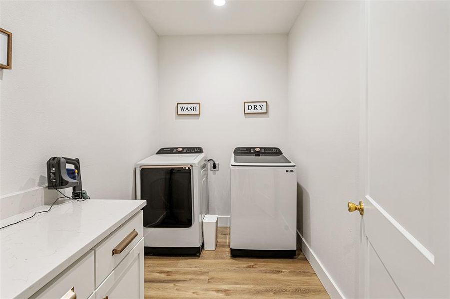 Furnished interior view inside a new home in , Mabank (Image 19).
