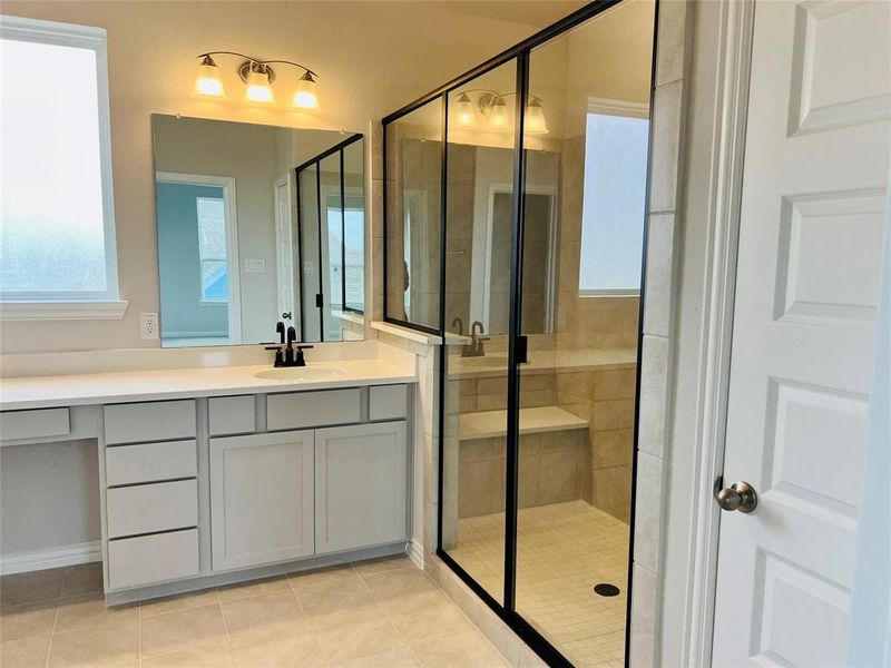 Image 6 of a home in Old Seabrook Village.