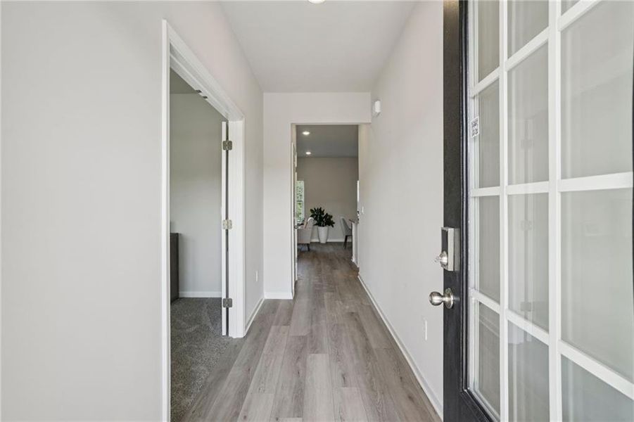 Spacious, unfurnished interior of a new home in Ivey Township, Dallas (Image 20).