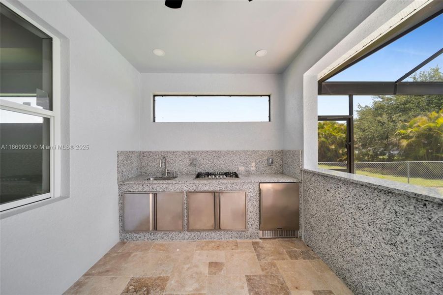 Image 40 of a home in .