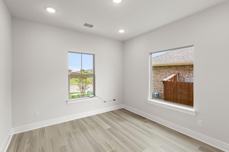 Spacious, unfurnished interior of a new home in Waterscape, Royse City (Image 10). Spacious, unfurnished interior of a new home in Waterscape, Royse City (Image 10).