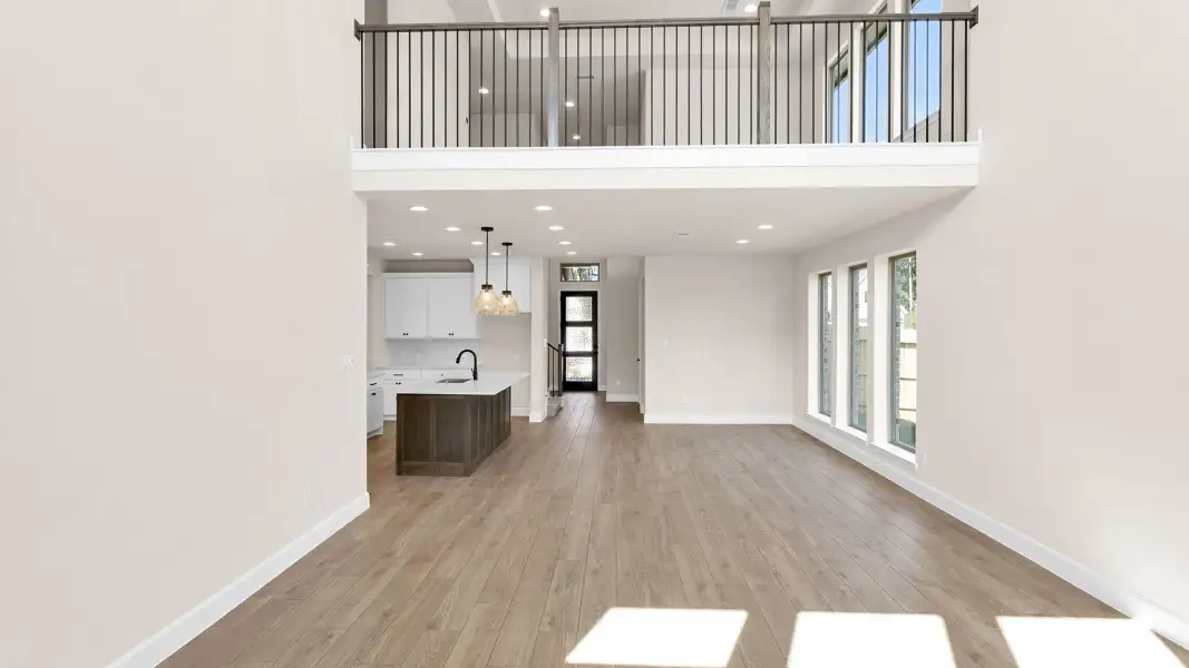 Spacious, unfurnished interior of a new home in Artavia, Conroe (Image 10). Spacious, unfurnished interior of a new home in Artavia, Conroe (Image 10).
