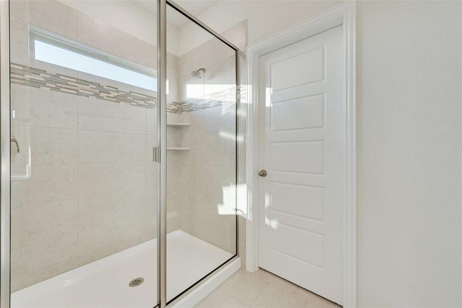Furnished interior view inside a new home in Walden Pond, Forney (Image 5).