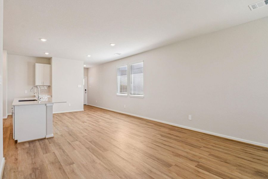 Spacious, unfurnished interior of a new home in Landing Meadows - Traditional Series, New Caney (Image 21).