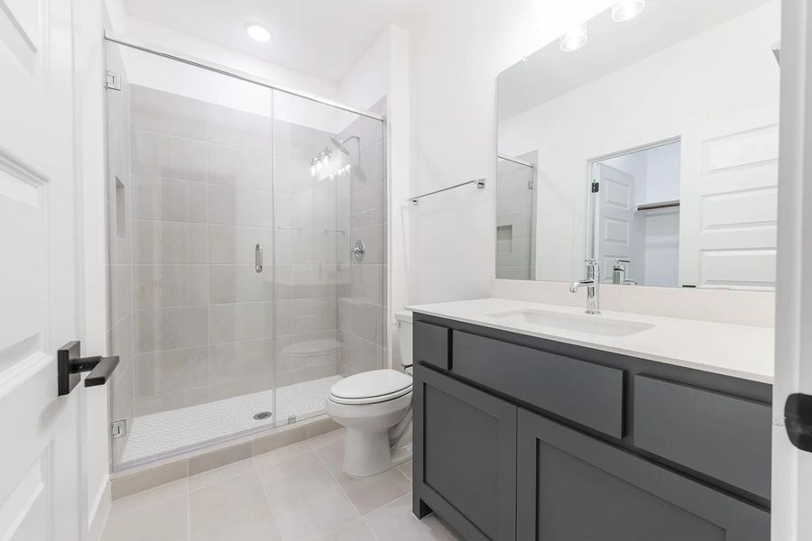 Lynmar IV G Bathroom 3