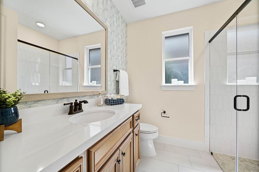 Representative furnished interior of a home built from the Bluebell by Caldwell Homes in Chambers Creek, Willis (Image 25). Representative furnished interior of a home built from the Bluebell by Caldwell Homes in Chambers Creek, Willis (Image 25).