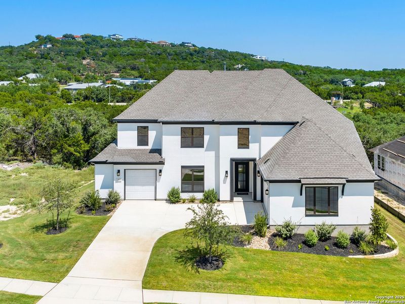 Image 52 of a home in Verandas at the Rim.