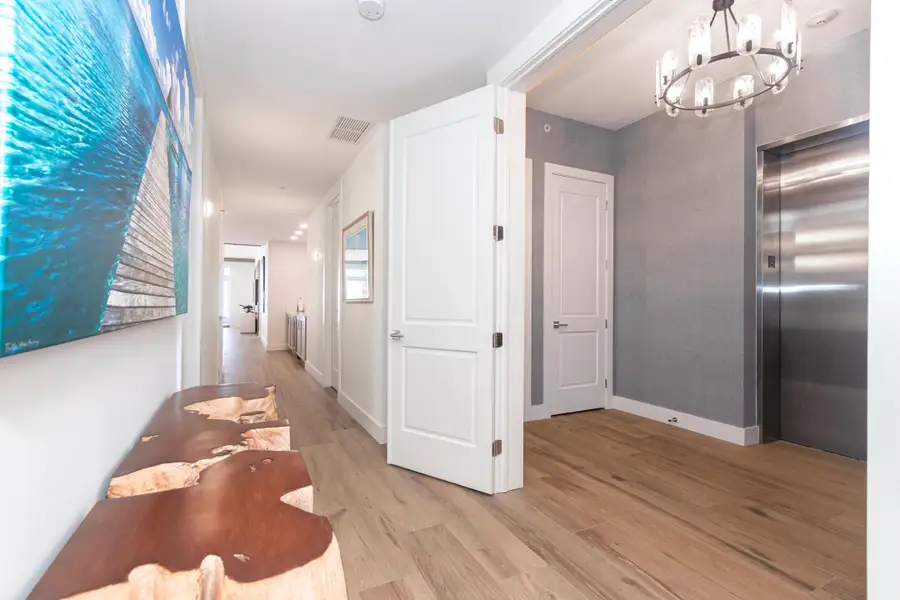 26 184 Lake Dr. Suite 200--18 26 184 Lake Dr. Suite 200--18