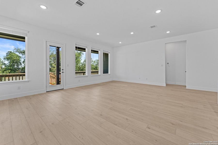 Spacious, unfurnished interior of a new home in , New Braunfels (Image 21). Spacious, unfurnished interior of a new home in , New Braunfels (Image 21).