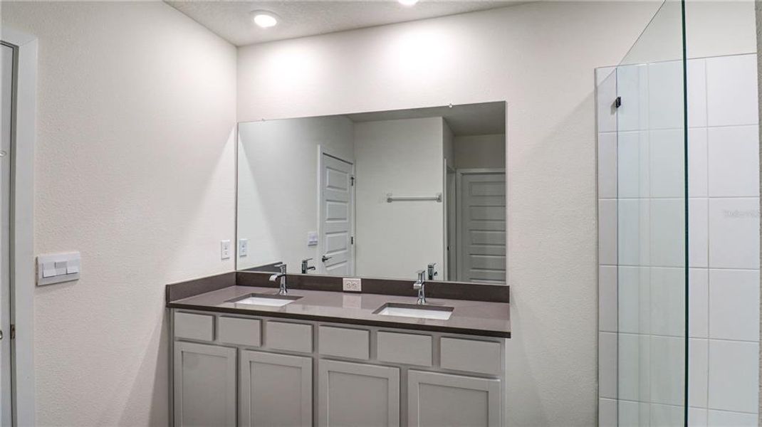 Furnished interior view inside a new home in Epperson, Wesley Chapel (Image 6).