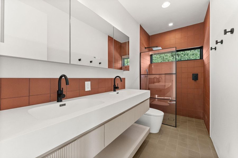 Furnished interior view inside a new home in , Austin (Image 32). Furnished interior view inside a new home in , Austin (Image 32).